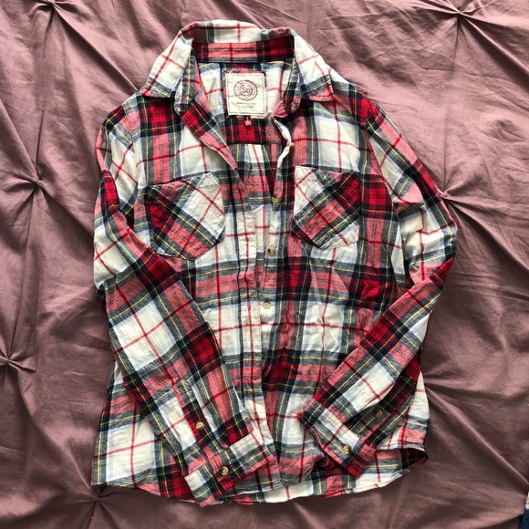 SO Plaid Flannel Button Top | S - Picture 3 of 7